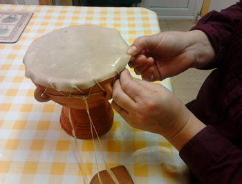Making a neolithic pottery drum